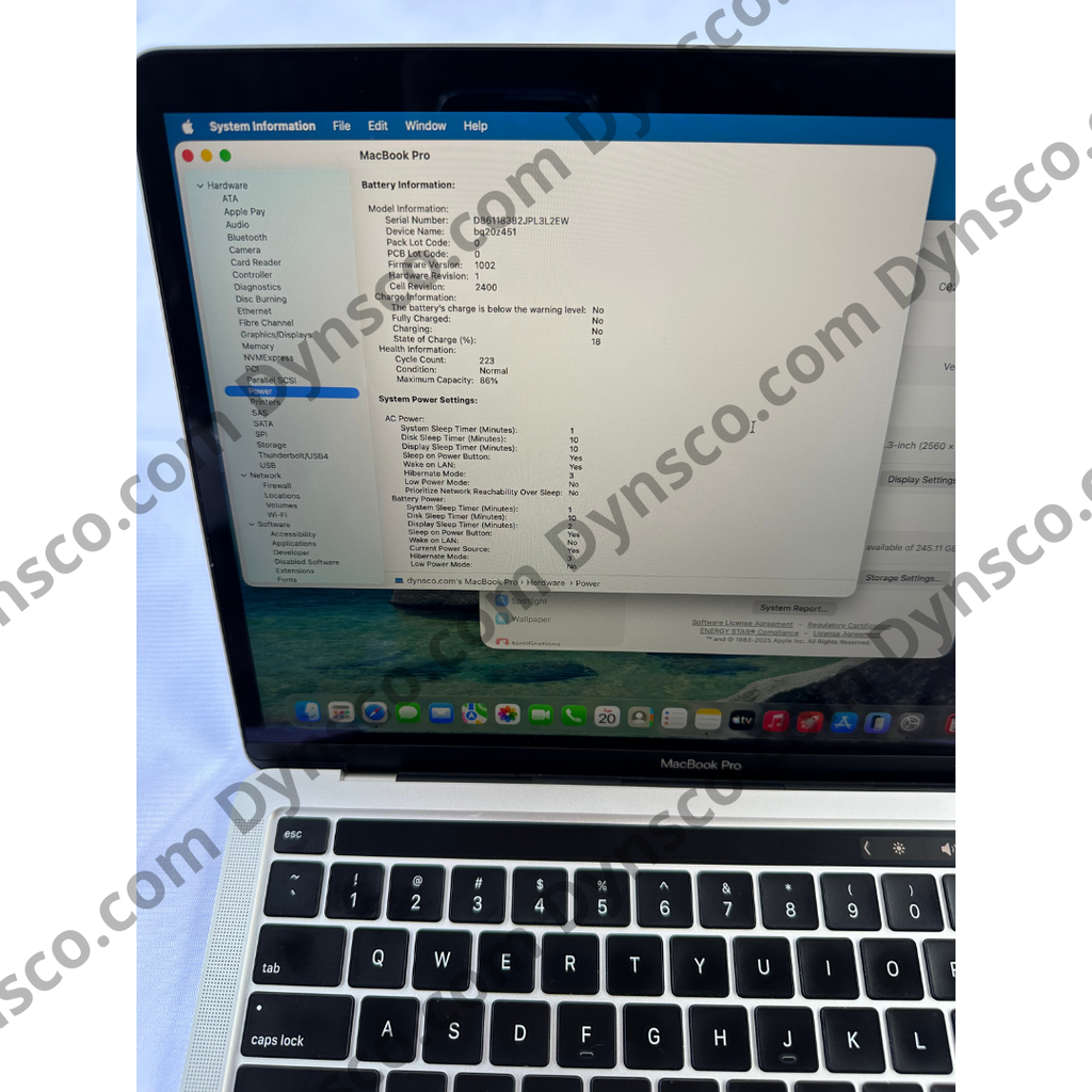 MacBook Pro M1 2020 13" 16GB RAM / 256GB silver - 9/10