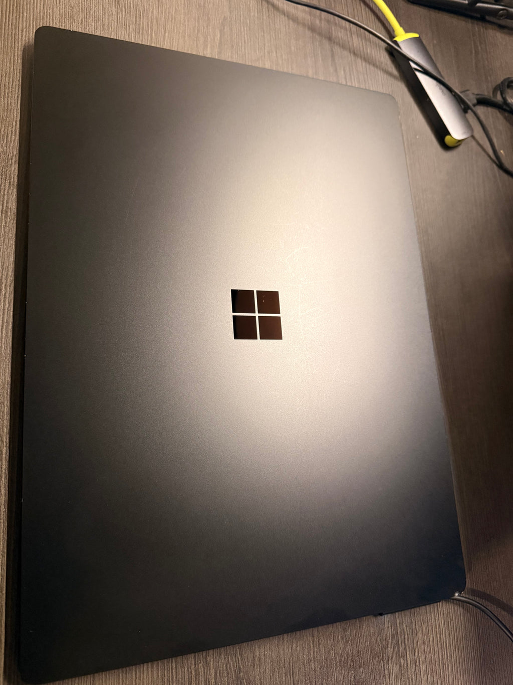 Surface Laptop 4 - Black 16" - 8RAM/512GB Core i7-1185G7 3.00GHz (Clasificación A)