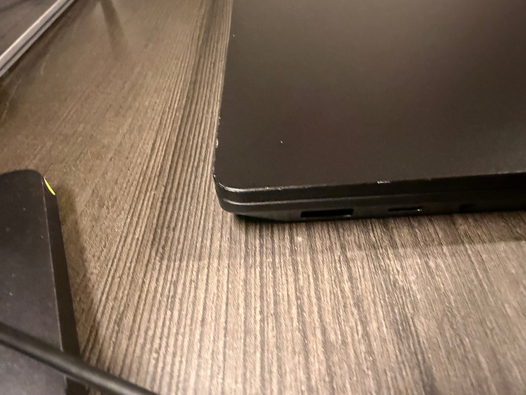 Surface Laptop 4 - Black 16" - 8RAM/512GB Core i7-1185G7 3.00GHz (Clasificación A)