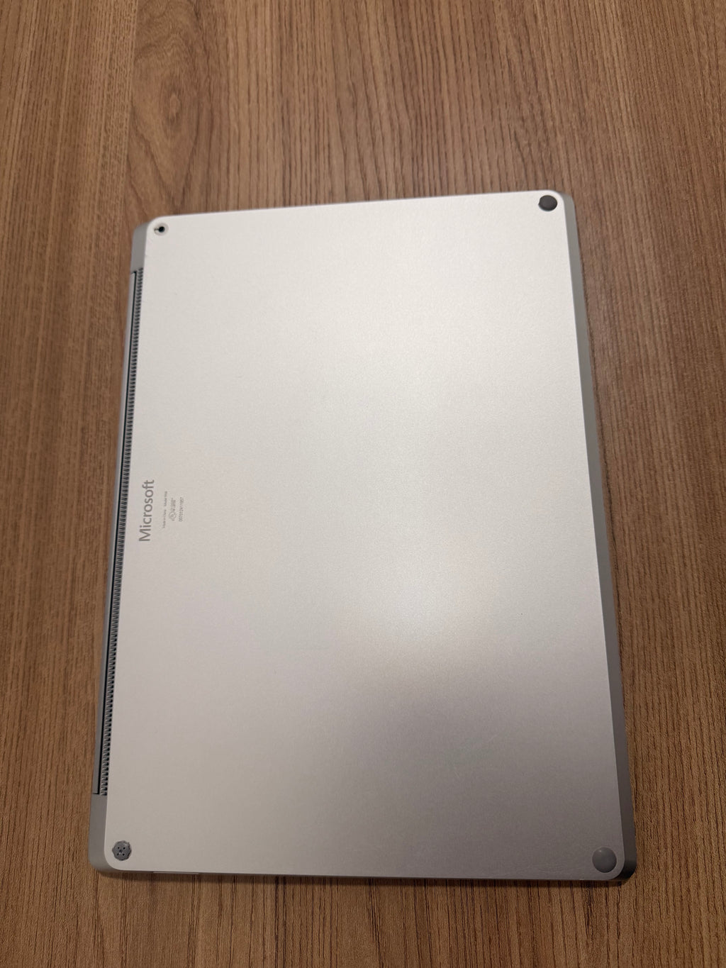 Surface Laptop 4 - Ryzen 5 2.20 GHz. 256GB & 8RAM - Silver de 13 pulgadas (Clasificación A)