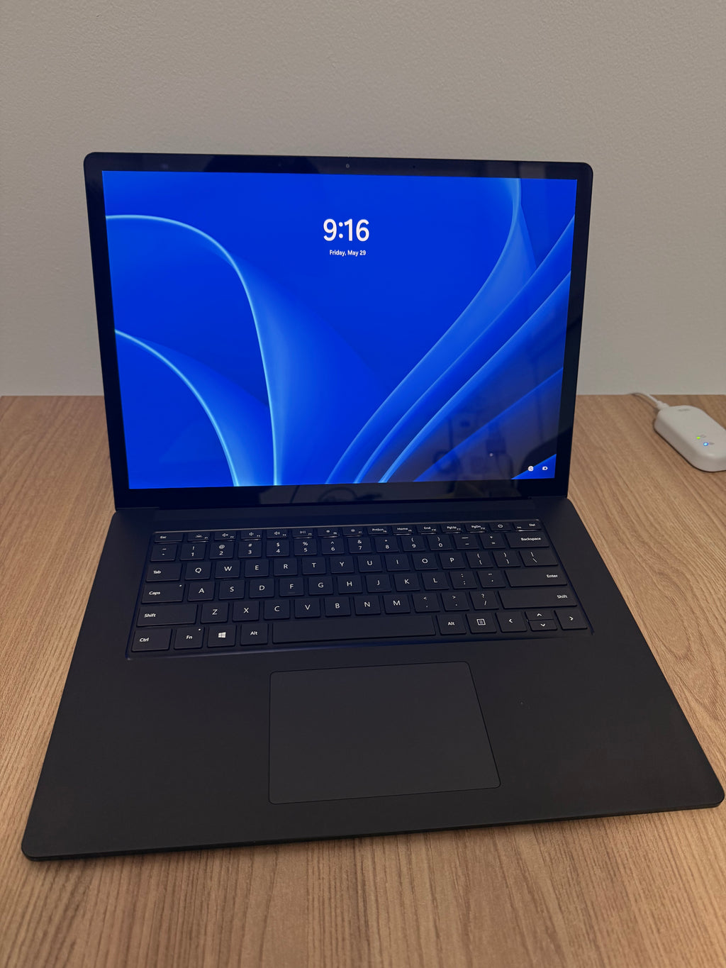 Surface Laptop 4 - Black 16" - 8RAM/512GB Core i7-1185G7 3.00GHz (Clasificación A)
