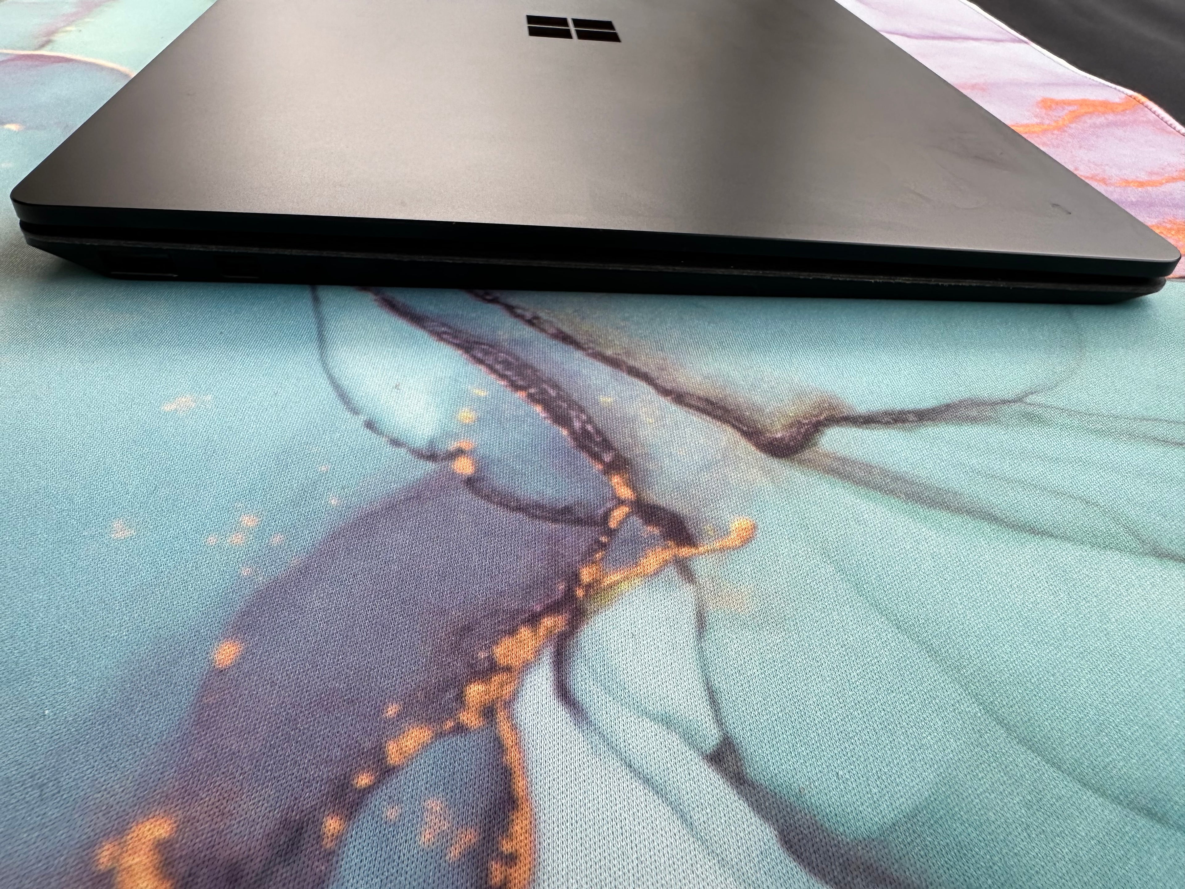 Surface laptop 2 - Refushed