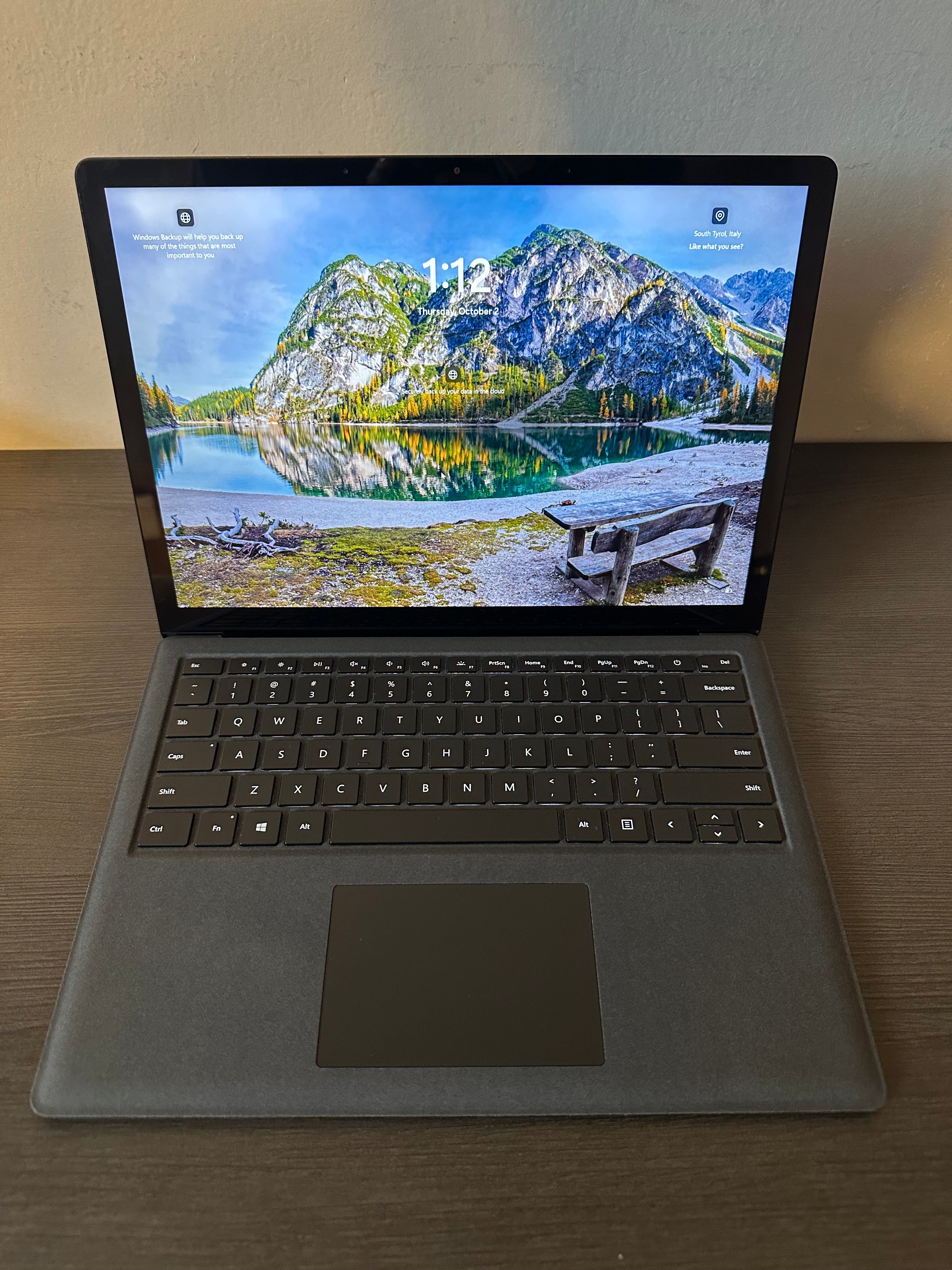 Surface laptop 2 - Refushed