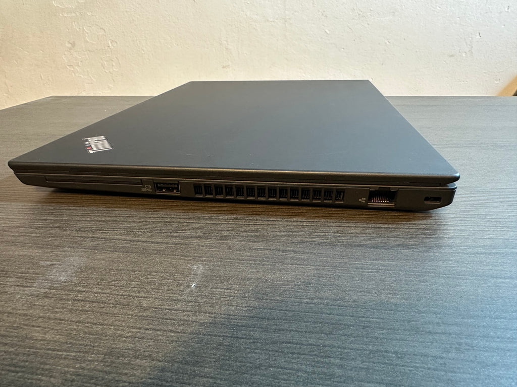 ThinkPad T14 2th i7-16|512