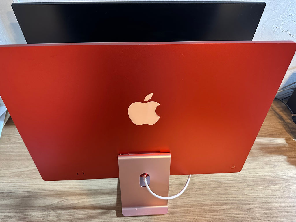 Apple iMac 2021 8GB RAM 256GB SSD 24" Chip: M1  - A2439 con accesorios