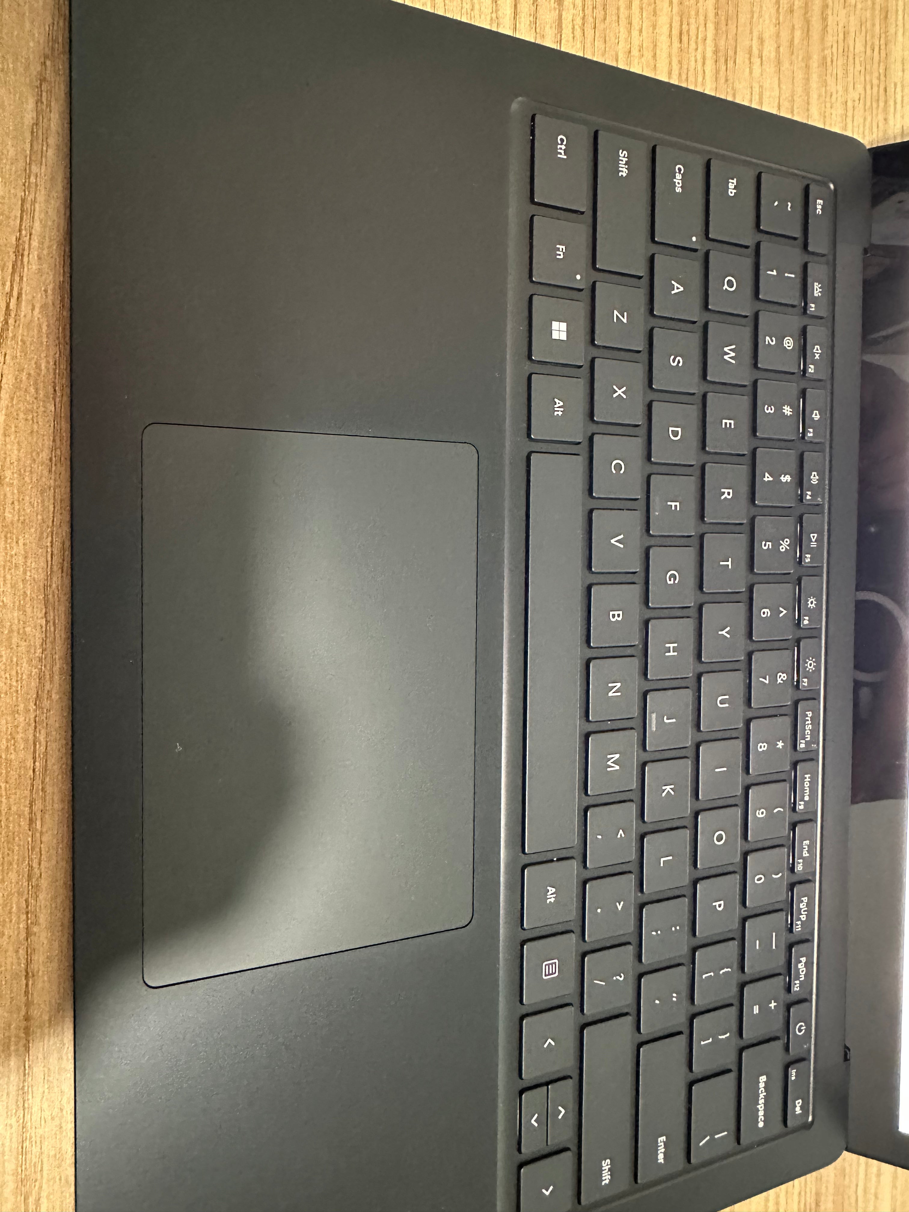 Surface Laptop 5 - 2022 core i5-1245U/2.50GHz 16GB RAM - 256GB Black (Clasificación A)