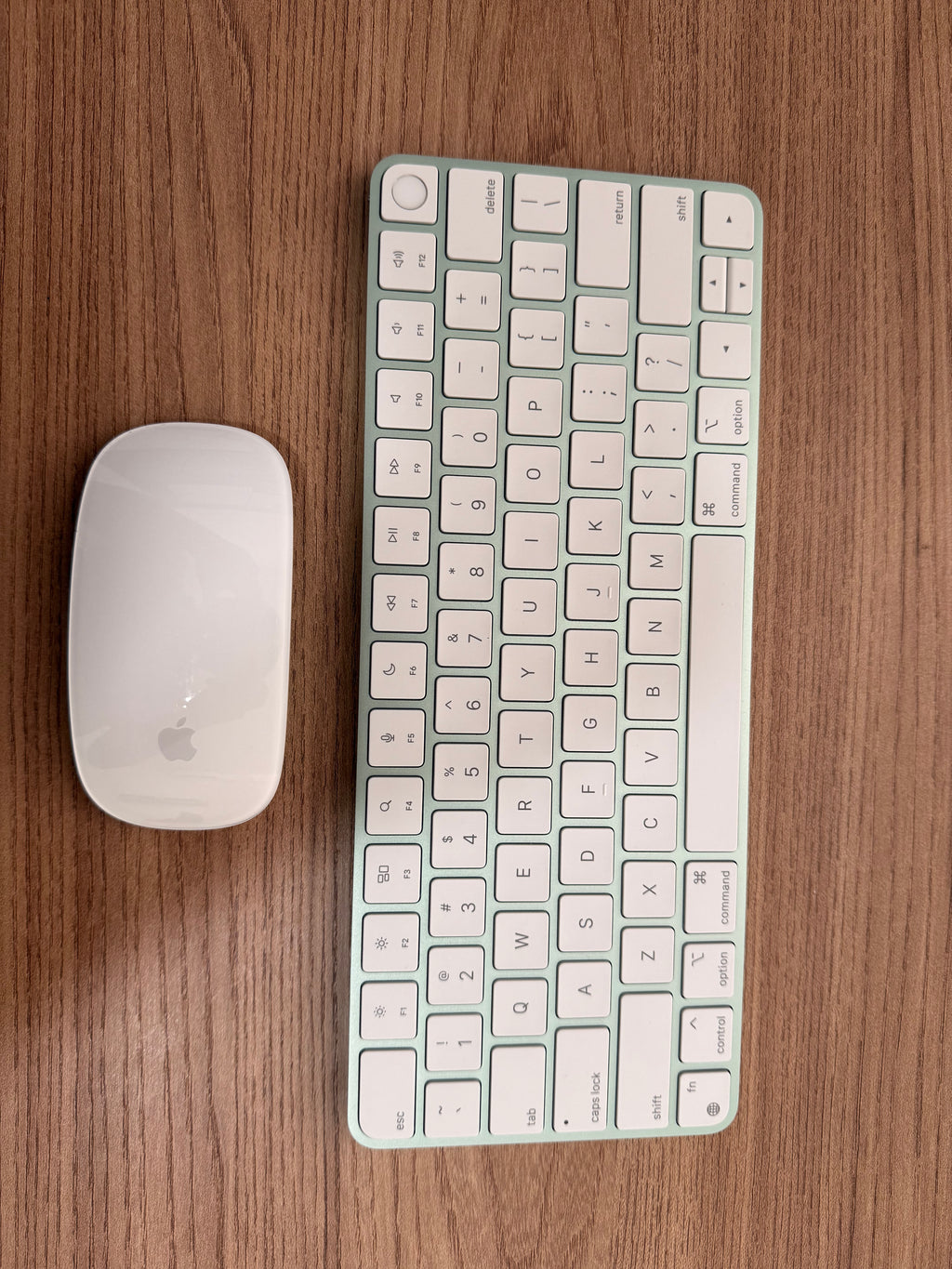 iMac 2021 M1 16RAM - 512GB (verde) 24" model: A2438 (Clasificación A)