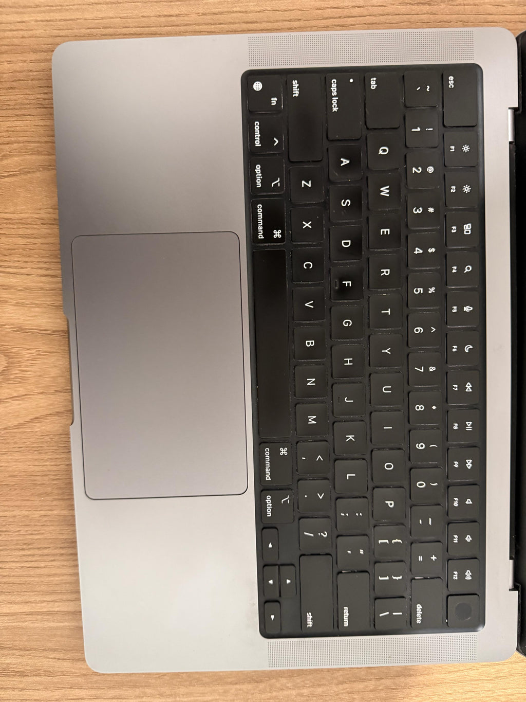 MacBook Pro M1 Pro 14" 16RAM / 512Gb Silver (Clasificación B)