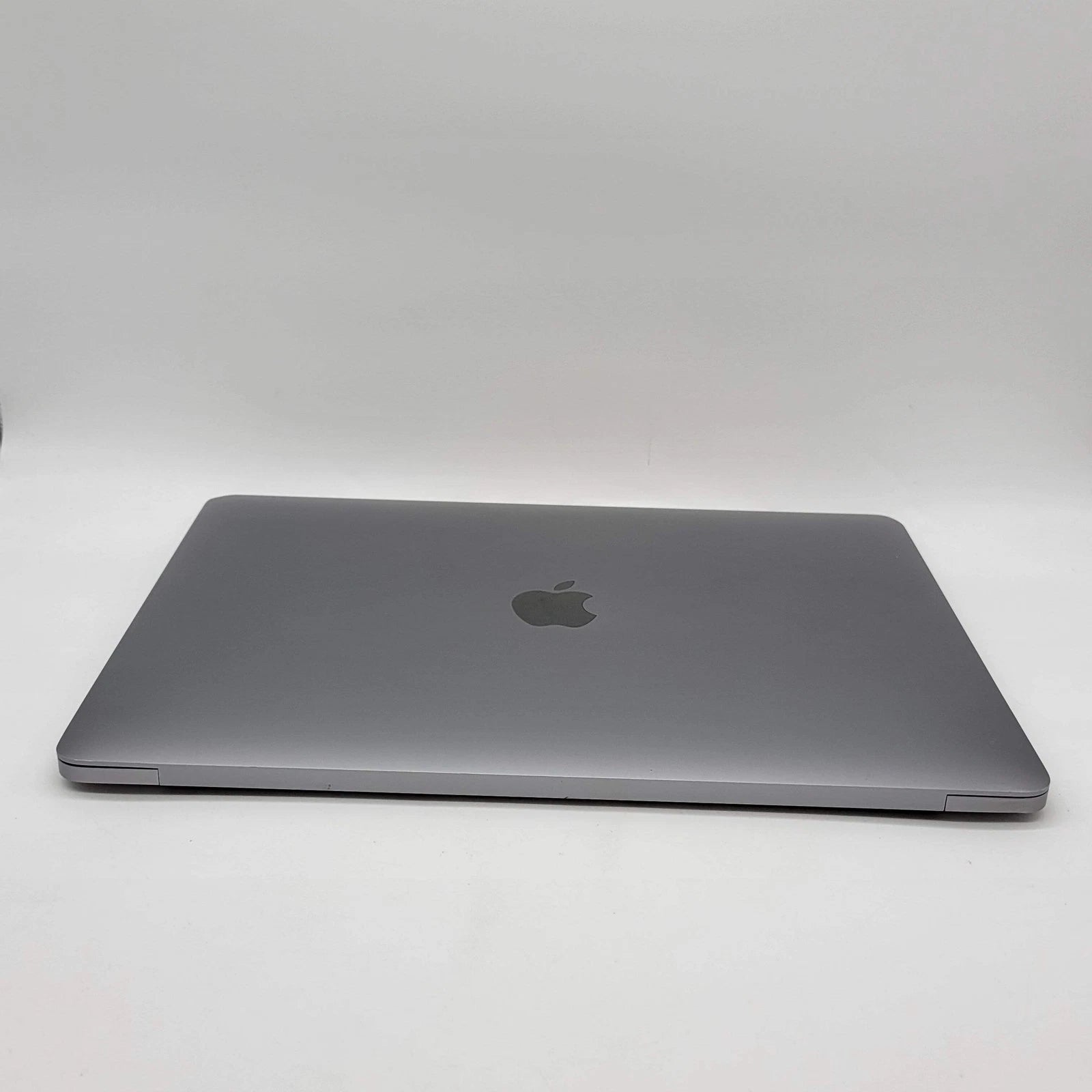MacBook M1 2020 13" 8 RAM - 256 GB